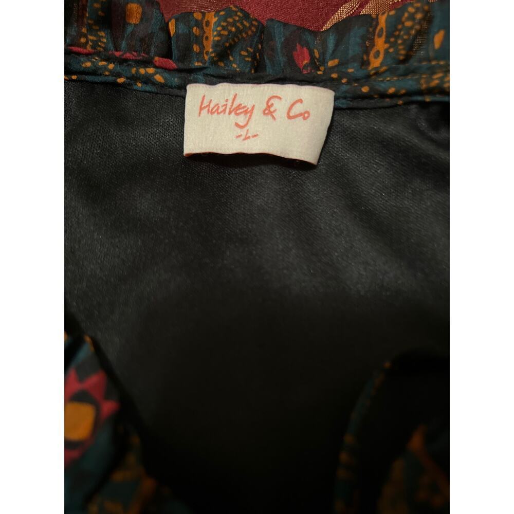 Hailey & Co Smocked Print Long Sleeve Tie Neck Blouse Top Size L - Picture 8 of 9